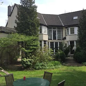 neu-dz-in-berlin-mahlsdorf-mit-terrasse.find-berlin-hotels.com/
